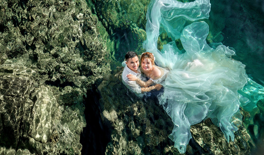 Ensaio fotográfico de casamento Trash the Dress