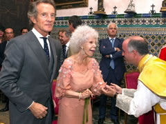 Duquesa de 85 Anos Distribui Fortuna e Casa-se com Plebeu rp_img_not_duquesa_alba.jpg