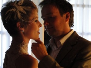 Casal de britânicos escolhe Minas Gerais, no Brasil, para casar pela 24ª vez casal-Alex-Lisa