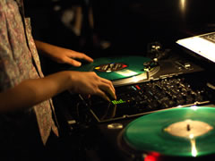 Noiva Consegue na Justiça Devolução de Taxa do ECAD rp_img_not_devolucao_taxa_ecad.jpg