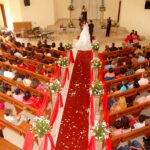Decoração da Igreja Quando Há Mais de Um Casamento no Dia