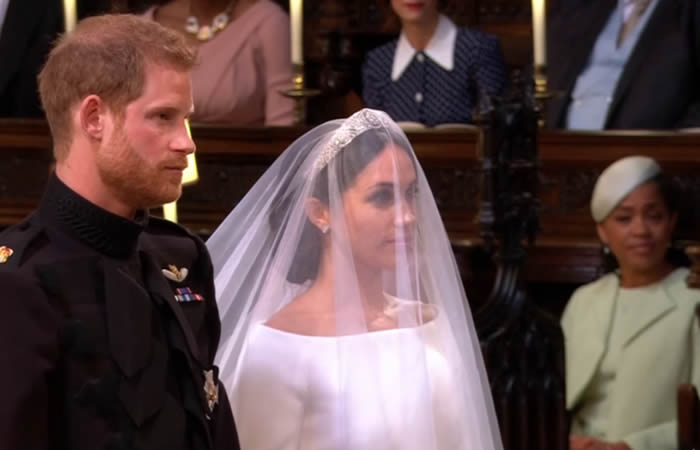 Mãe da noiva observa casamento de Meghan e Harry